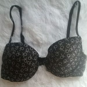 Calvin Klein CK Logo Underwire Light Push Up Bra